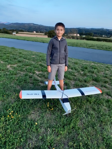 Bravo au plus jeune pilote du club ...