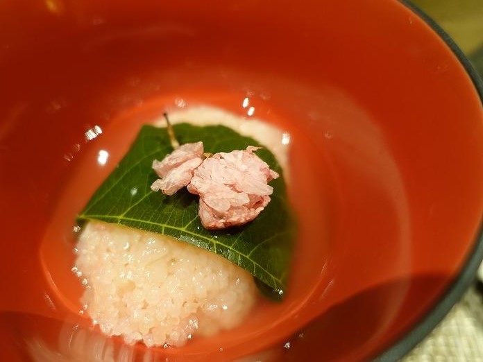 さくら鯛の道明寺蒸し