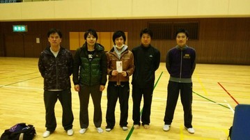 男子2部優勝の成田クラブにみなさん