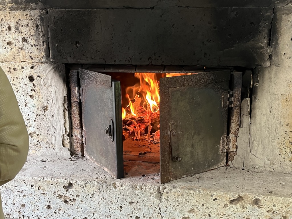 ビザ窯はなかなか温度が上がりませんでした。