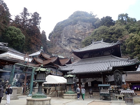 宝山寺