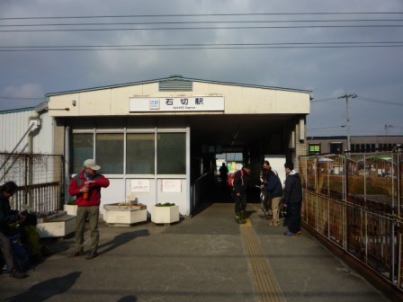 近鉄石切駅に集合