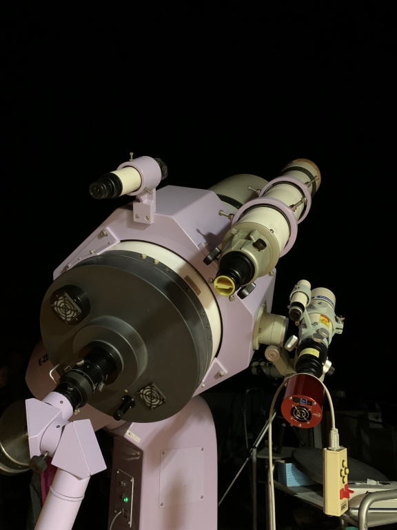 口径40cmの大型望遠鏡