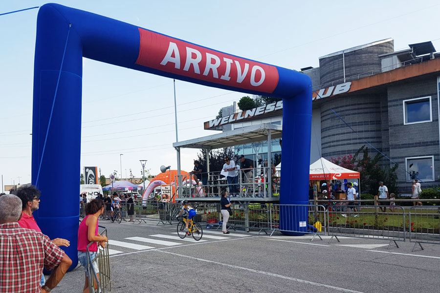 Arco Gonfiabile Rettangolare Standard - Banner rimovibili