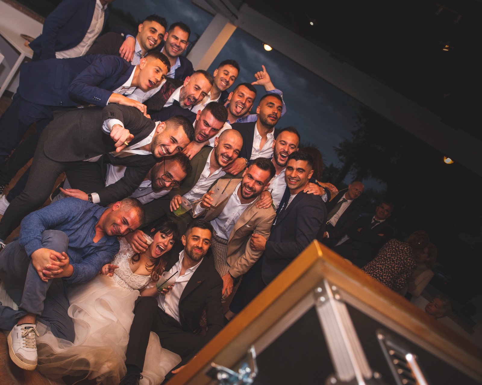 SELFIE MIRROR: Matrimonio Smart con un click