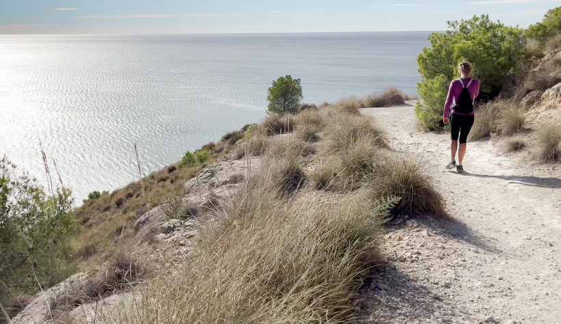 Von dort wandern wir der Küste nach Richtung Villajoyosa.