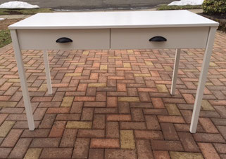 writing desk