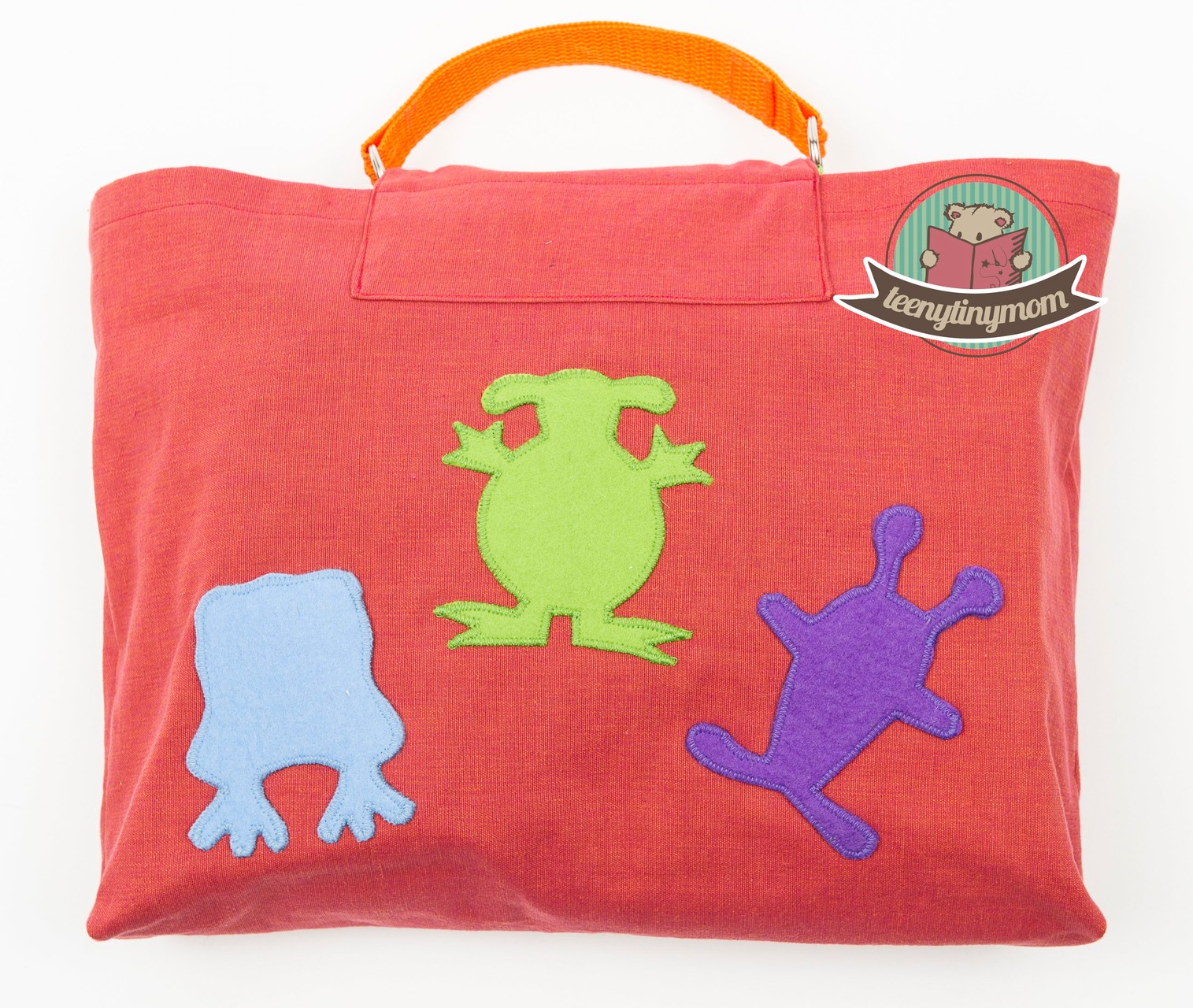 die Tasche mit den Umrissen der Monster