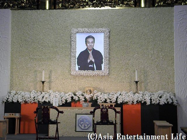 中村勘三郎さんの本葬に12000人の弔問客が参列 ピアノヒーリング 音楽療法で使われた心のメロディ ベスト キング ベスト セレクト ライブラリー21 中村勘三郎さんの本葬に12000人の弔問客が参列 ピアノヒーリング 音楽療法で使われた心のメロディ ベスト キング ベスト セレクト ライブラリー21