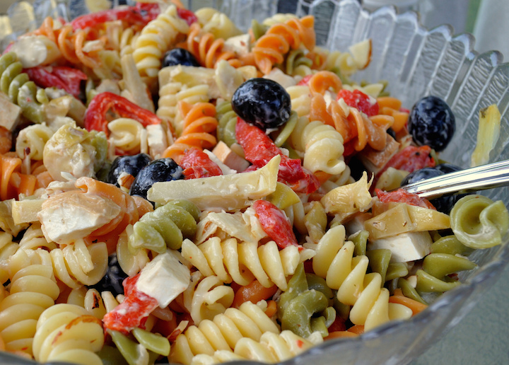Ensalada de macarrones fría