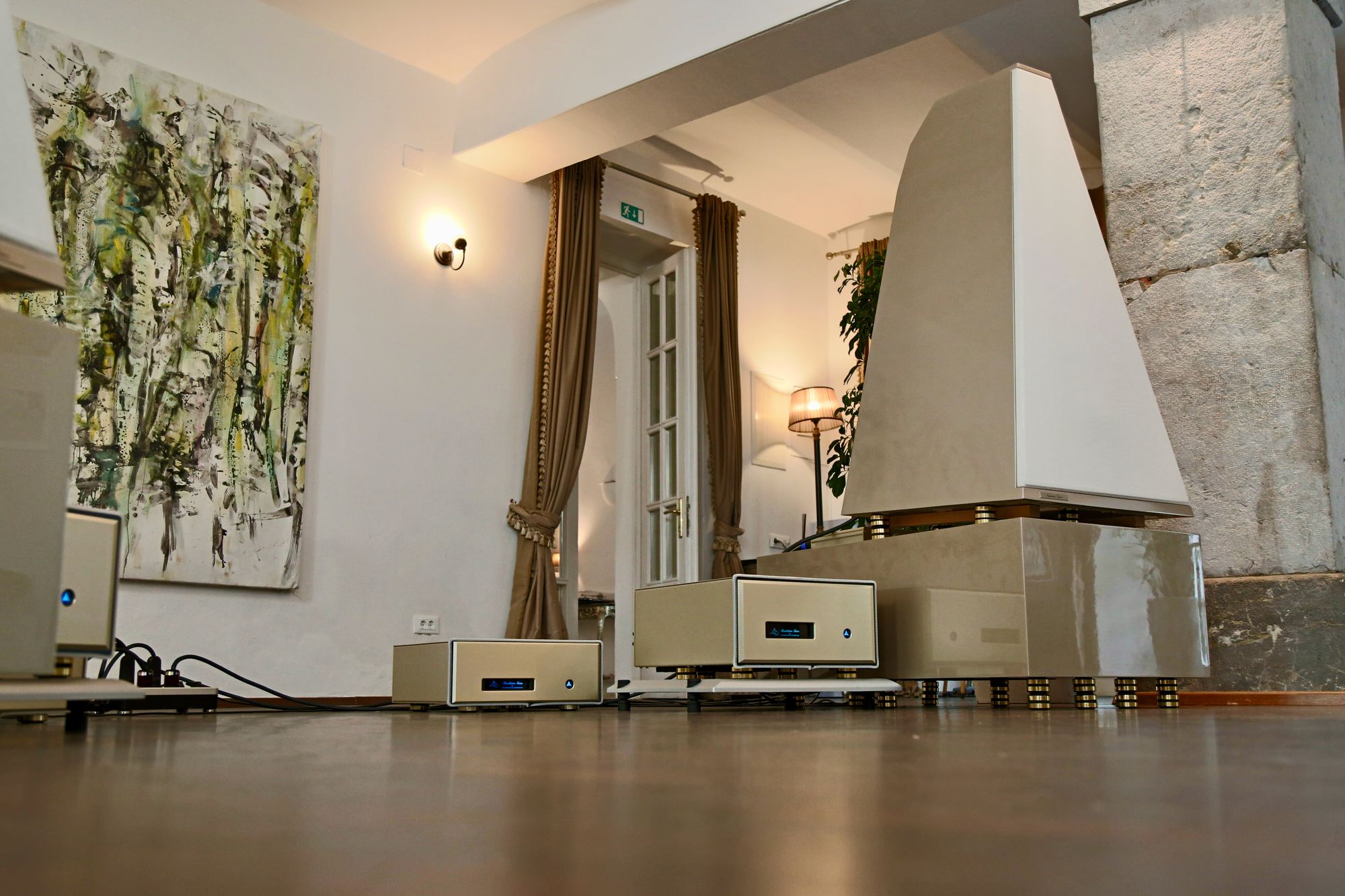 FM ACOUSTICS Audiophile products - FM ACOUSTICS LTD.