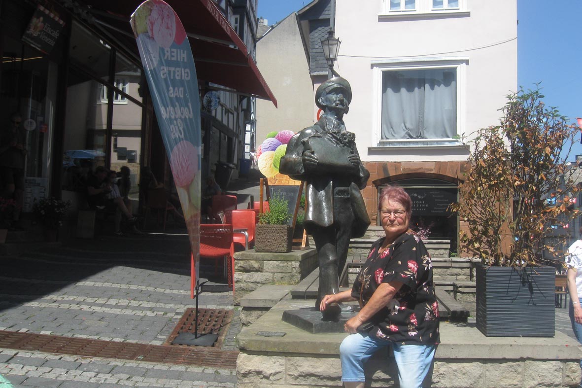Schlaflos in Marburg – aber die Stadt lässt uns trotzdem nicht sitzen