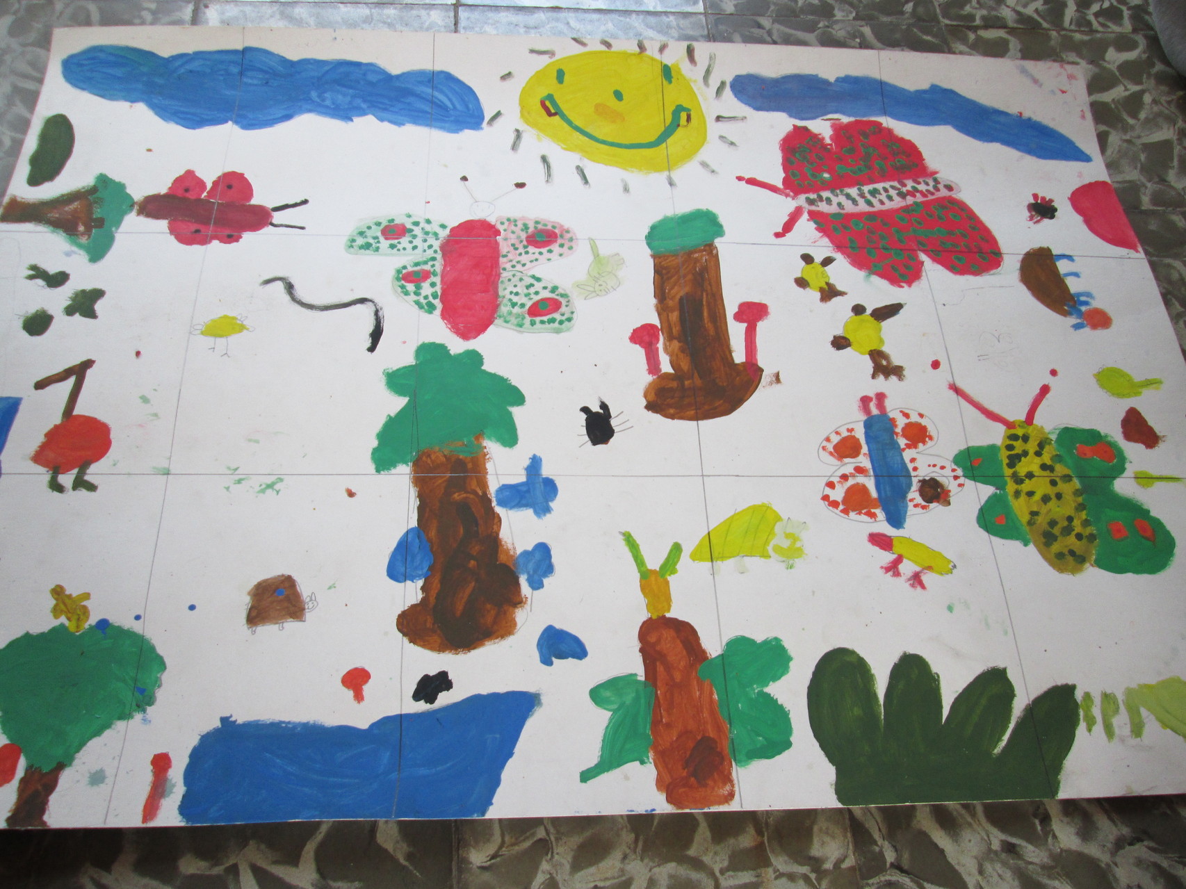 10/07/2014.  Dibujo hecho por algunos de los niños de la escuela el Rosario.