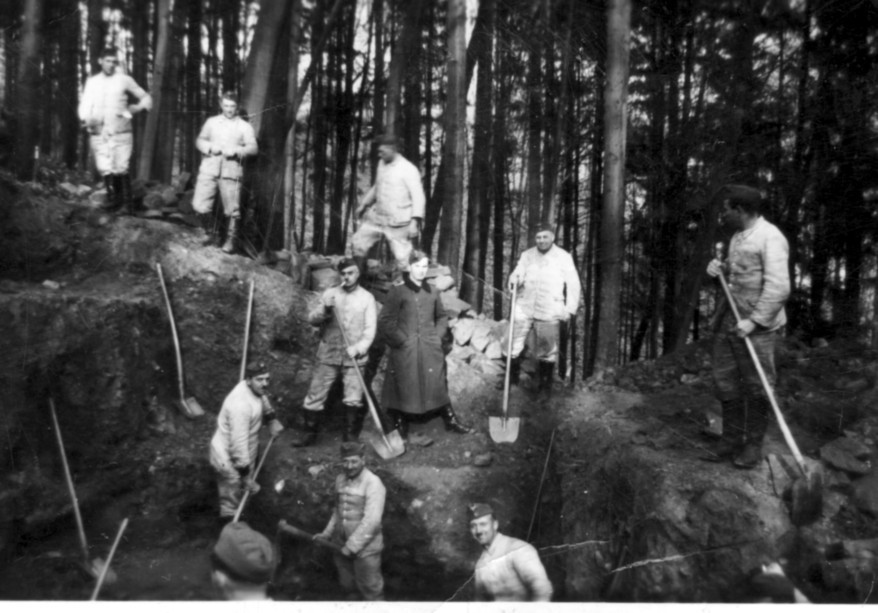 Geinsheimer Soldaten beim Schanzen