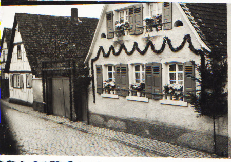 Weihergasse Nr. 16, Engler, Primiz Pater Alois Engler 1939