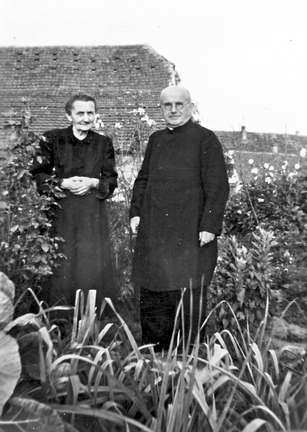 Pfarrer Franz und Cousine E. Hoffmann geb. Schilling