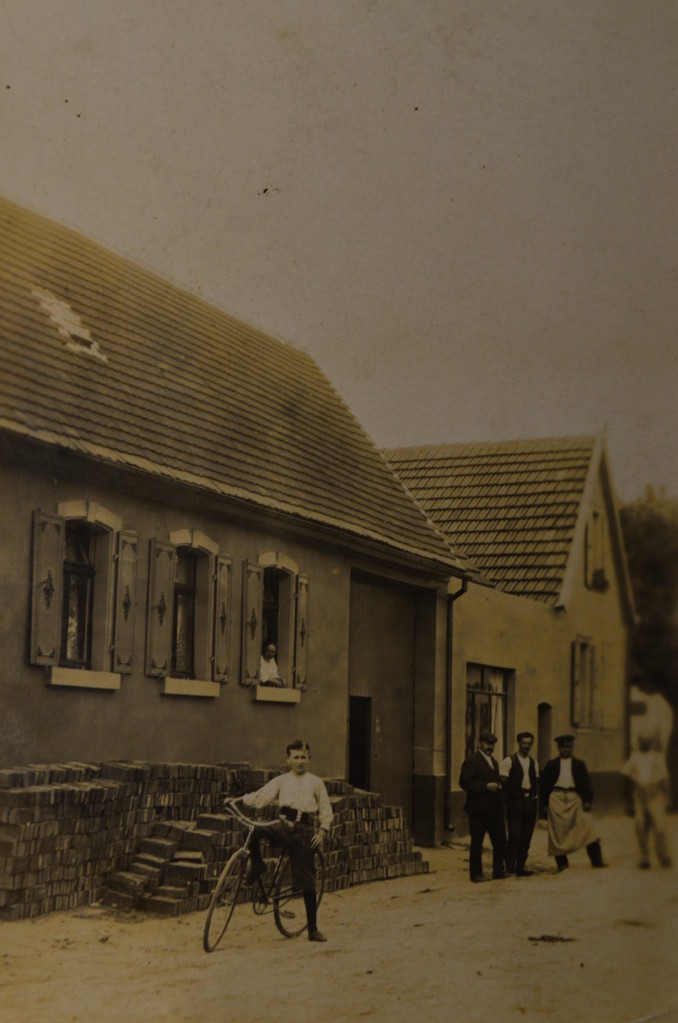 Duttweilerstraße, Anwesen Günter Stadler, Gebäude Hagenbucher abgerissen