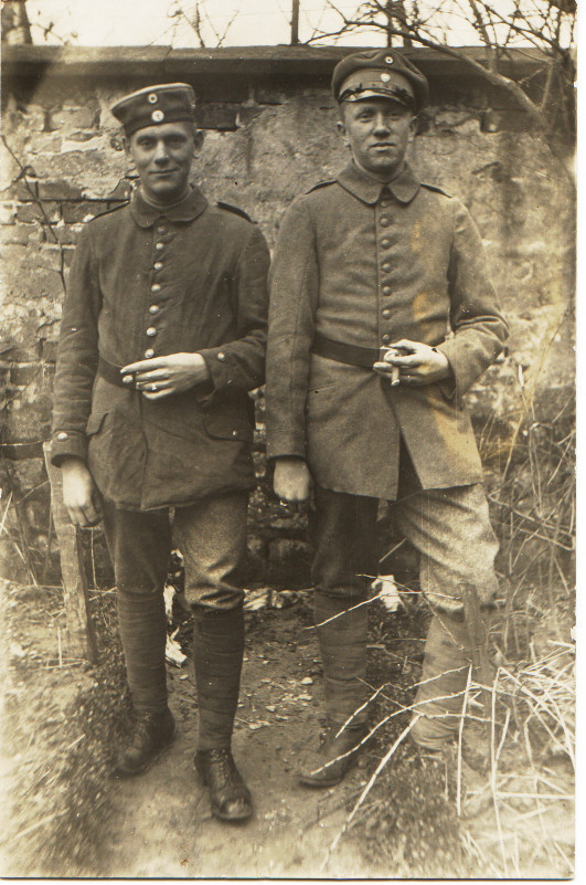 Josef Kästel (links) mit Kamerad