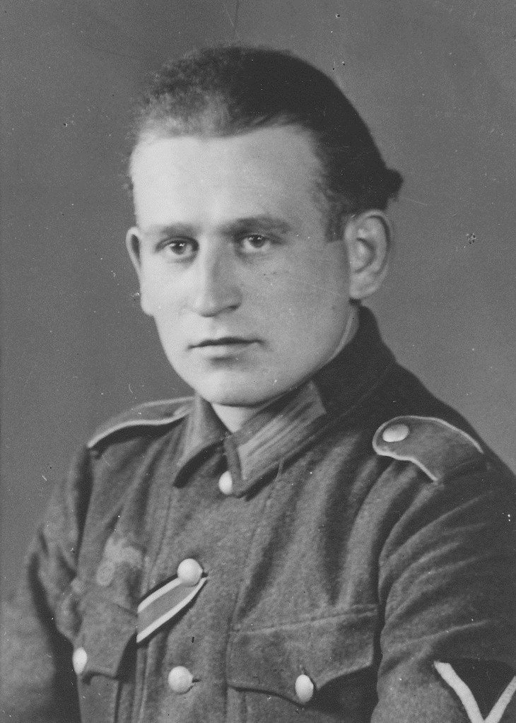 Phillip Adam; Jahrgang 1923