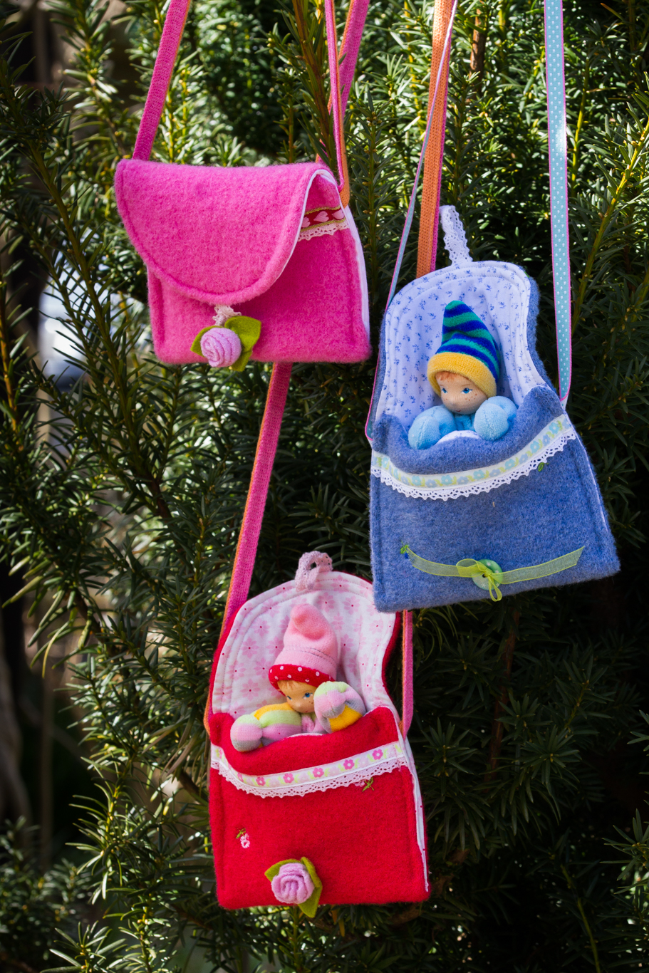 Granuwichtel im Geschenkkörbchen