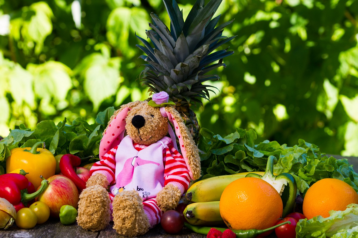 Vegane Sammlerpuppe handgefertigt aus Bio-Baumwolle