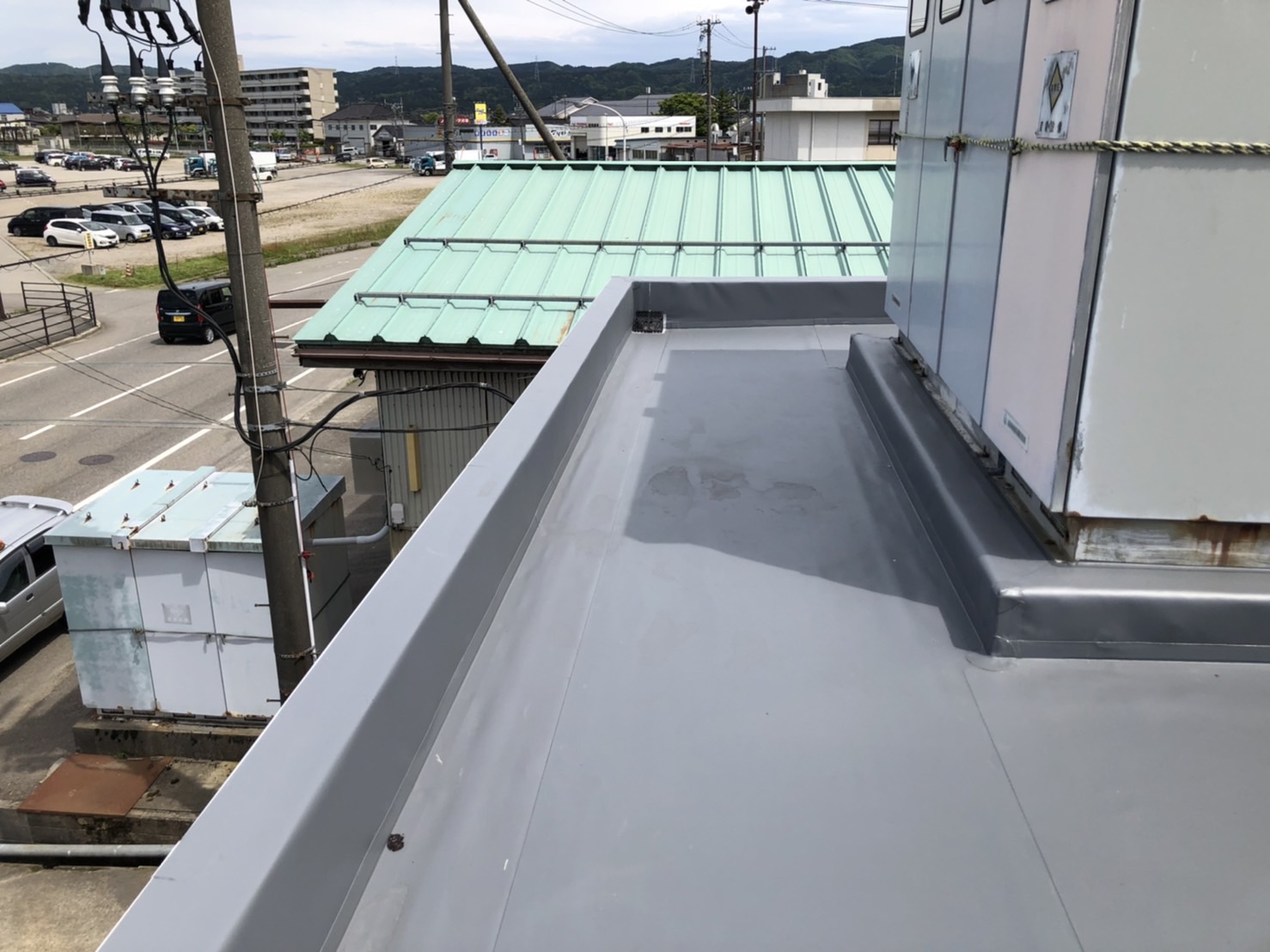 ビル屋上防水工事：七尾市シート防水で防水対策