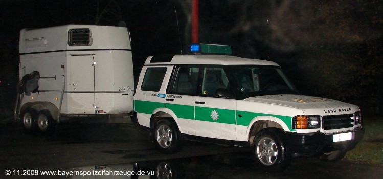 Aufgenommen bei der Vorbereitung zu einem nassen, kalten, nächtlichen Einsatz.