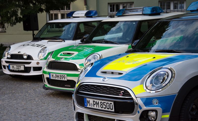 Seit 31. Januar 2018 gibt es den 3. Mini bei der Münchner Polizei  (Pressefoto)