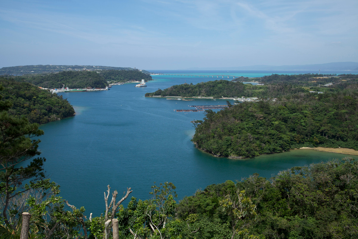 沖縄写真　羽地内海　沖縄の景勝地