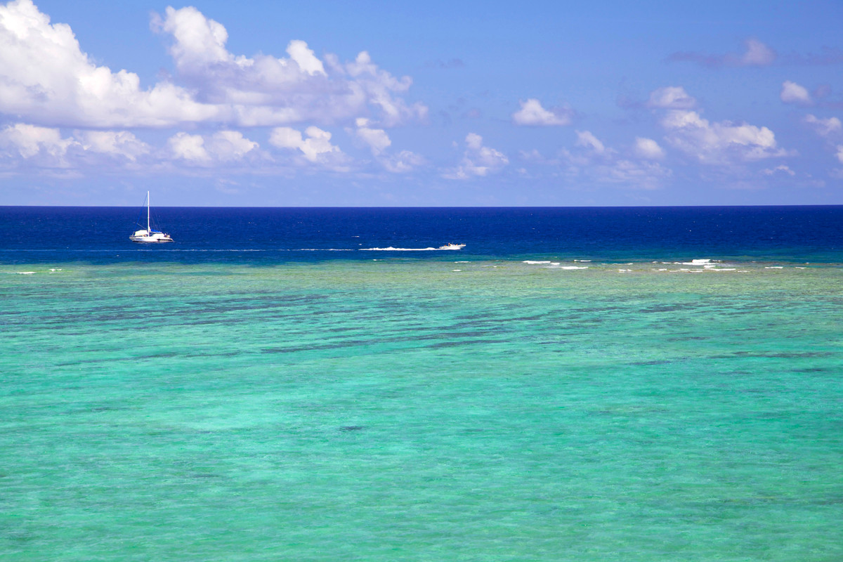 沖縄写真　沖縄の海