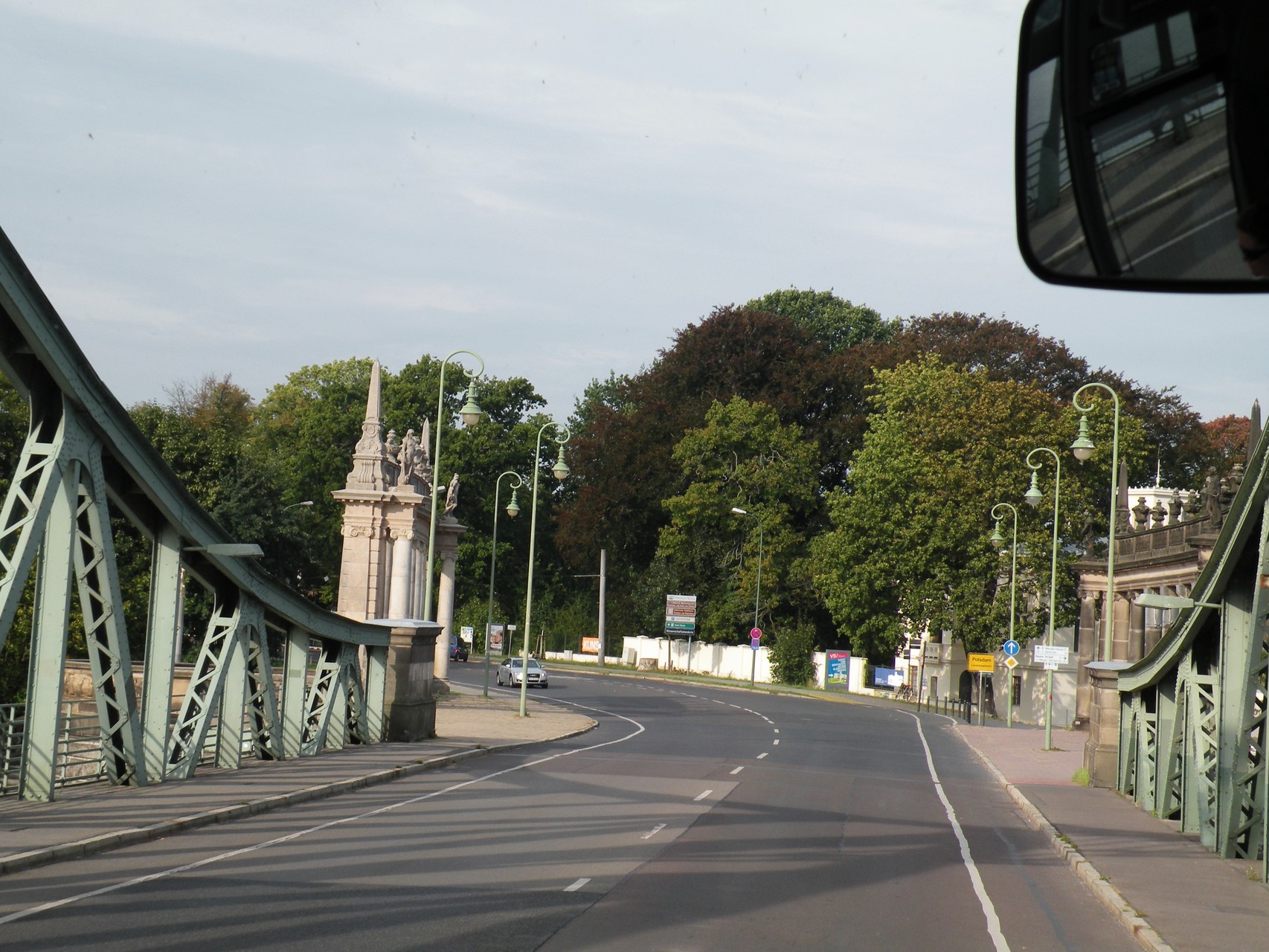 Potsdamer Brücke