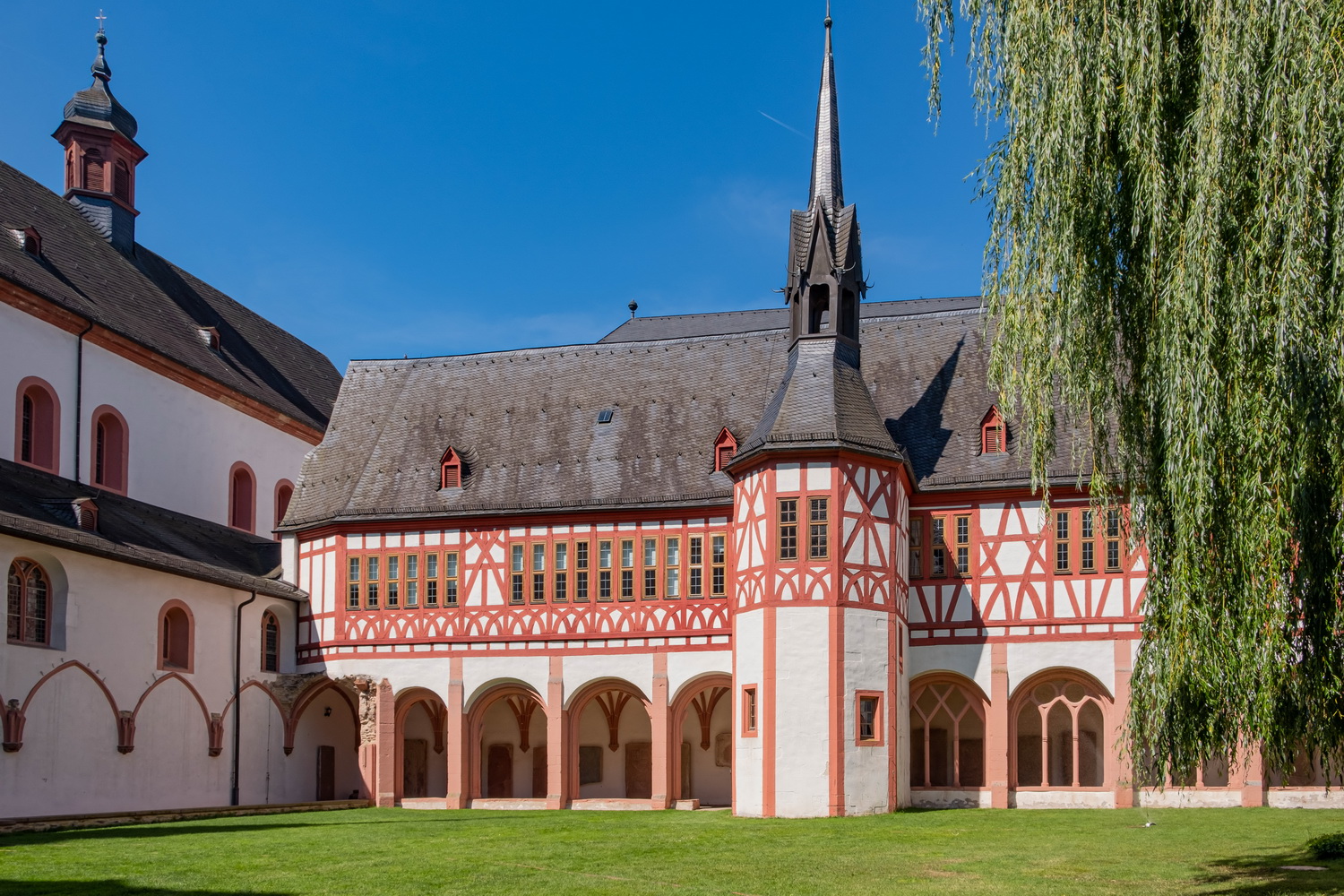 Kloster Eberbach von 1136 - aufgelöst 1803. Schauplatz des Films: Im Namen der Rose