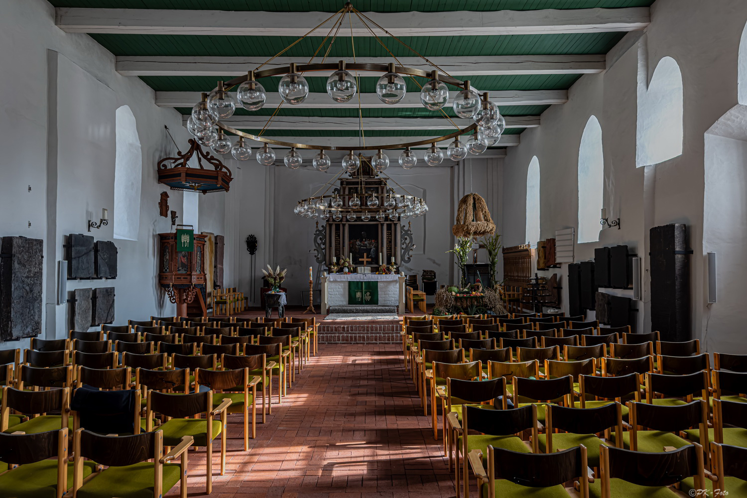 Wibadi-Kirche von Wiegoldsburg - Ursprungsbau um 1000
