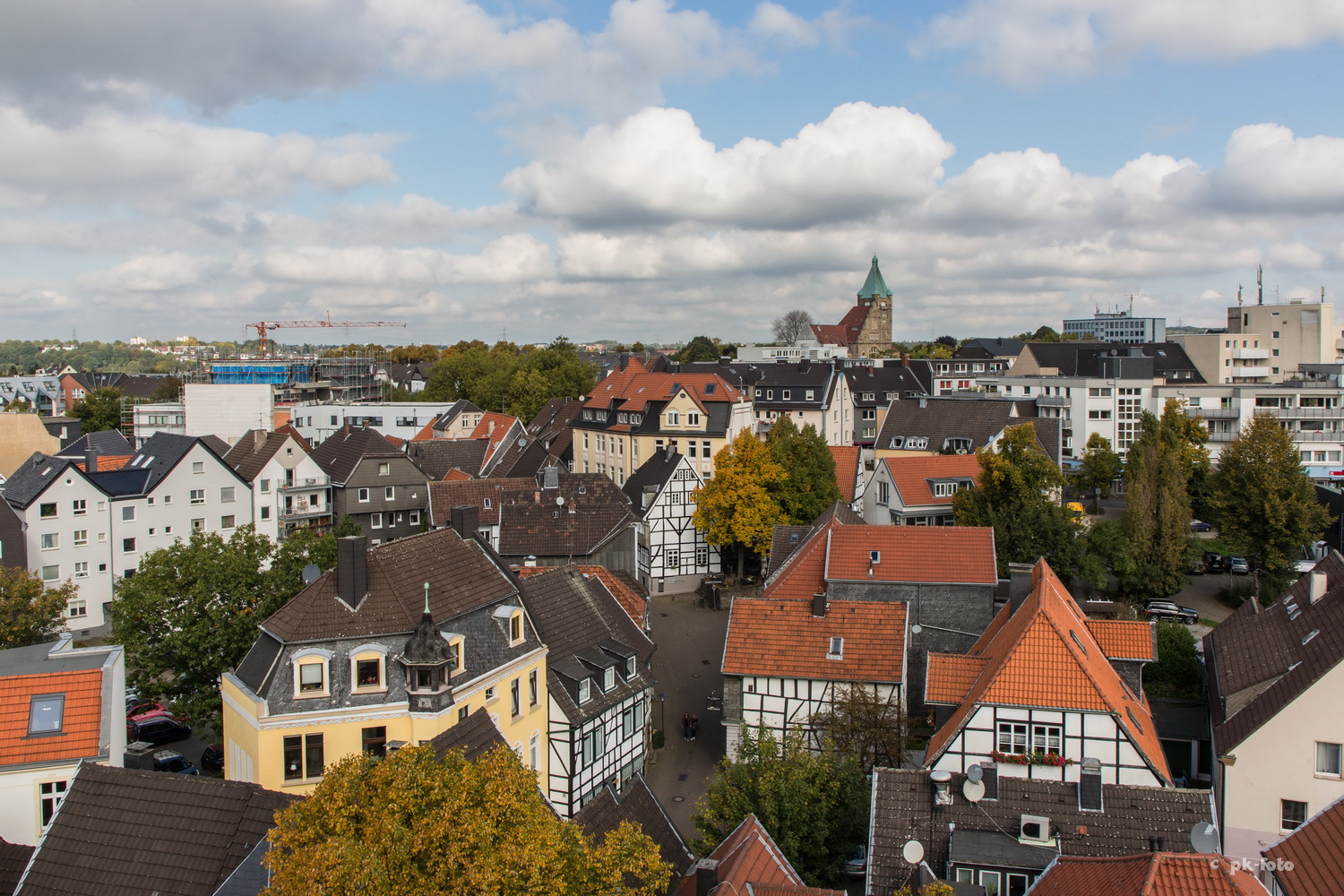 Blick vom St. Georgsturm auf das Hattinger Rathhaus