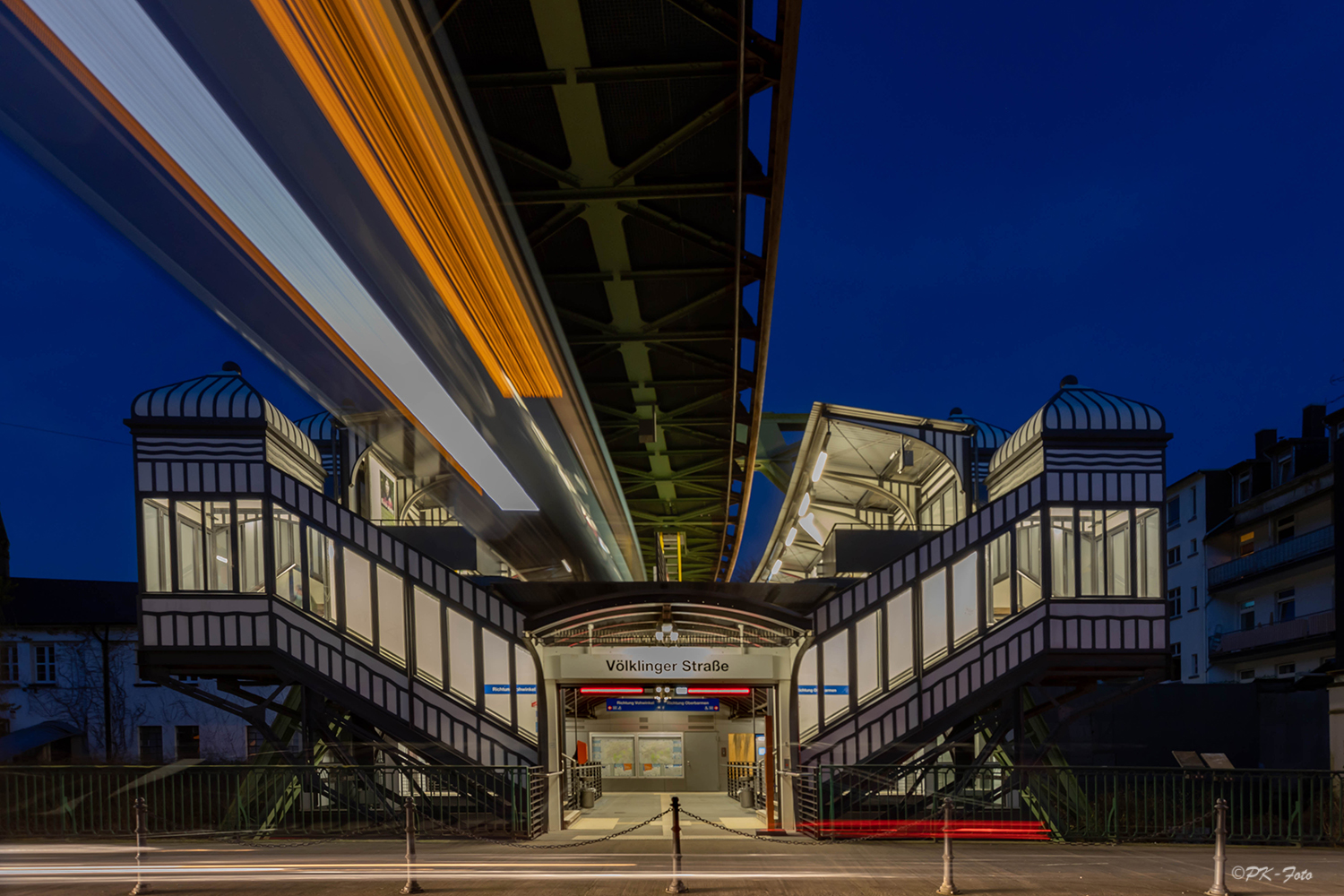 Schwebebahnhaltestelle Völklinger Straße in Wuppertal-Barmen