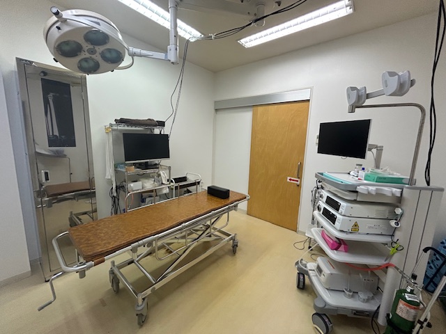 内視鏡室　日帰り手術もここで行います