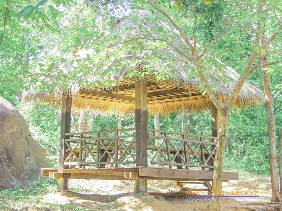 クバールスピアン休憩小屋