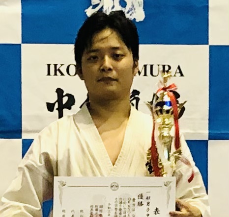極真空手　空手　空手教室　中村道場　武道　初心者　大人の習い事　子どもの習い事　小学生空手　幼児空手　幼稚園空手　空手女子　女性空手　大人空手　礼儀作法　大阪市天王寺区の空手　大阪市港区の空手　玉造空手　弁天町空手