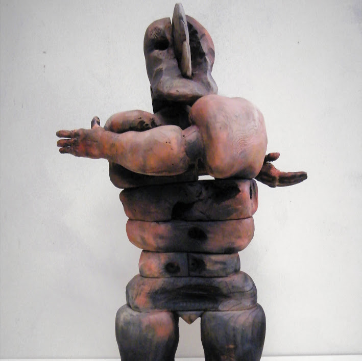 "Amazone n°4" - Bois polychrome - 61 x 25 x 36 cm - 2019. Sculpture d'Hans Jorgensen