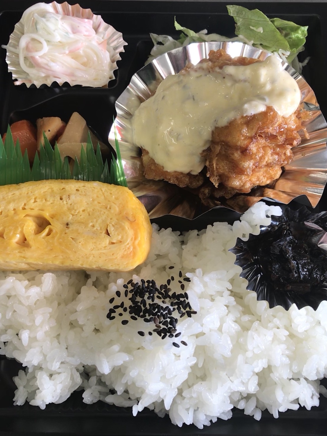 マミーズキッチン　チキン南蛮弁当