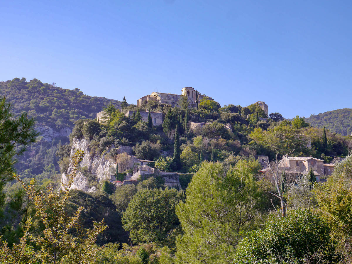 Oppéde-le-Vieux mit Schlossruine