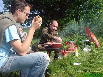 Ein Dank geht an die Grillmeister - immer wieder gut, auch wenn's kein Fisch war.