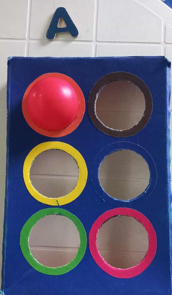 MATERIAL PARA NIÑOS CON DISCAPACIDAD VISUAL/ MATERIALS FOR VISUALLY IMPAIRED CHILDREN