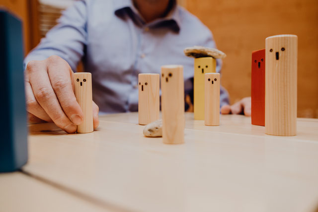 Familienaufstellung am Systembrett. Lebensschule Moser