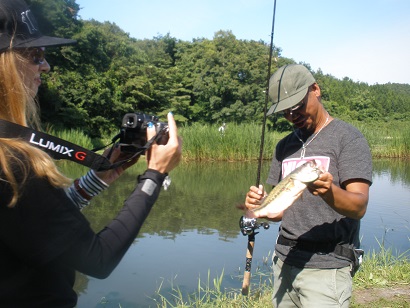 21 6月26日 イヨケンこと伊豫部健さん来場 Jinjiro Bass Pond ページ