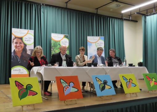 Die Jury ist konzentriert