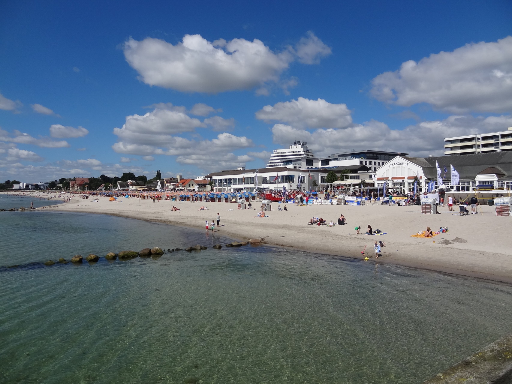 Promenade mit Seebrücke