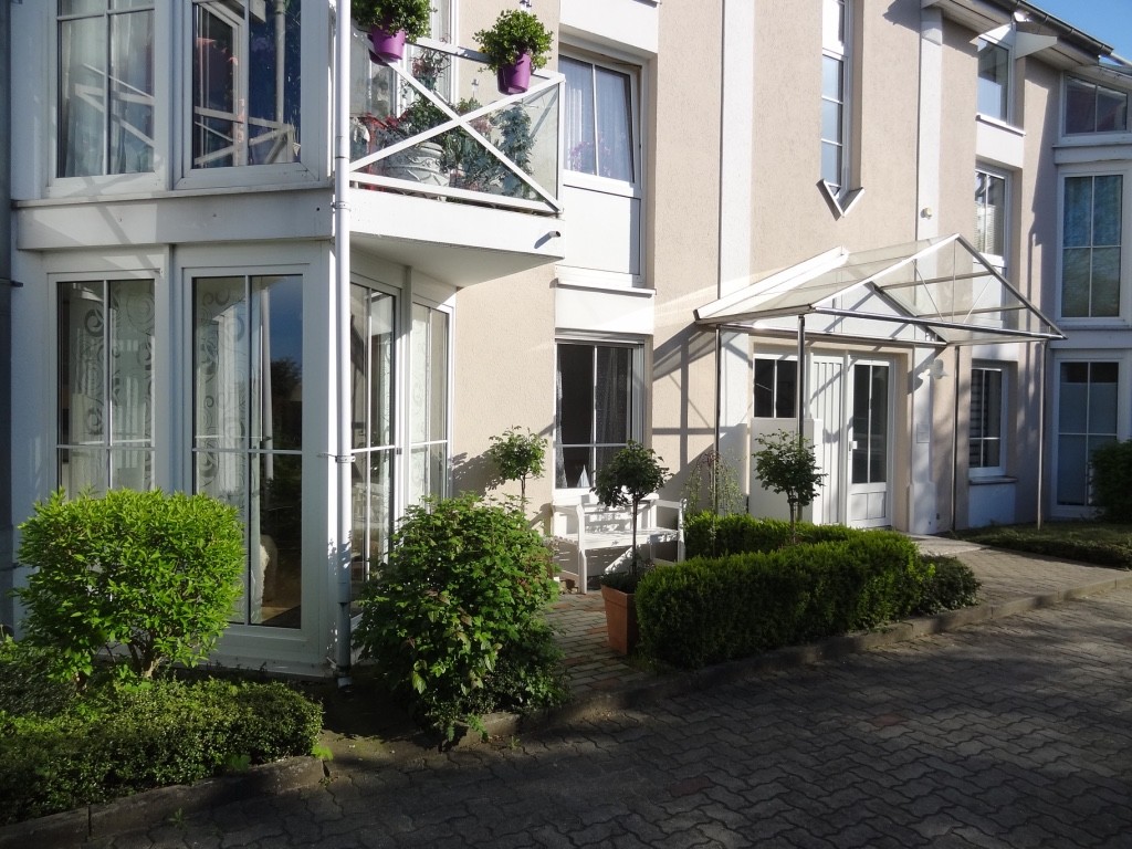Erker mit angeschlossener Terrasse