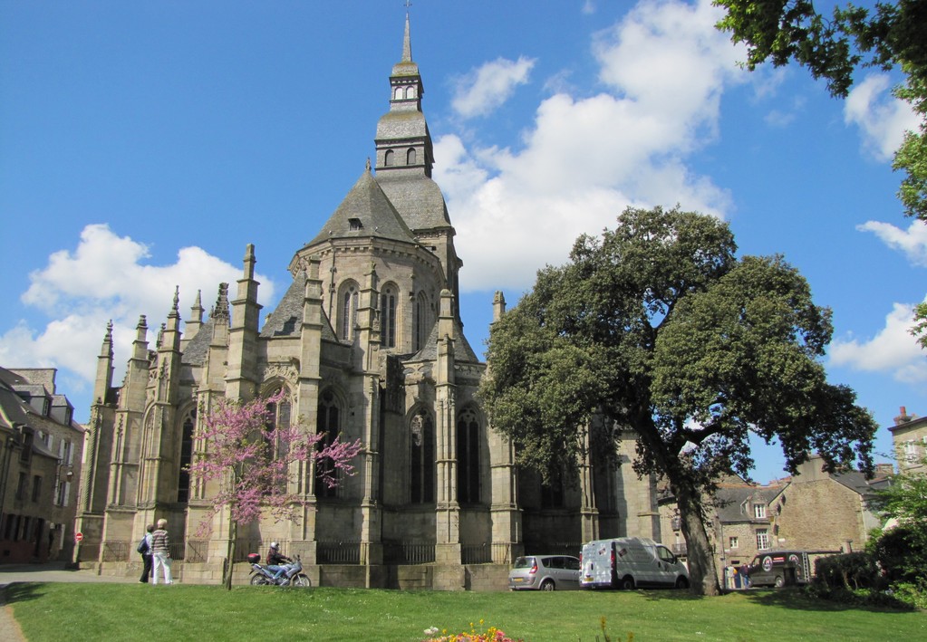 6. Tag: Dinan - Basilika Saint-Sauveur