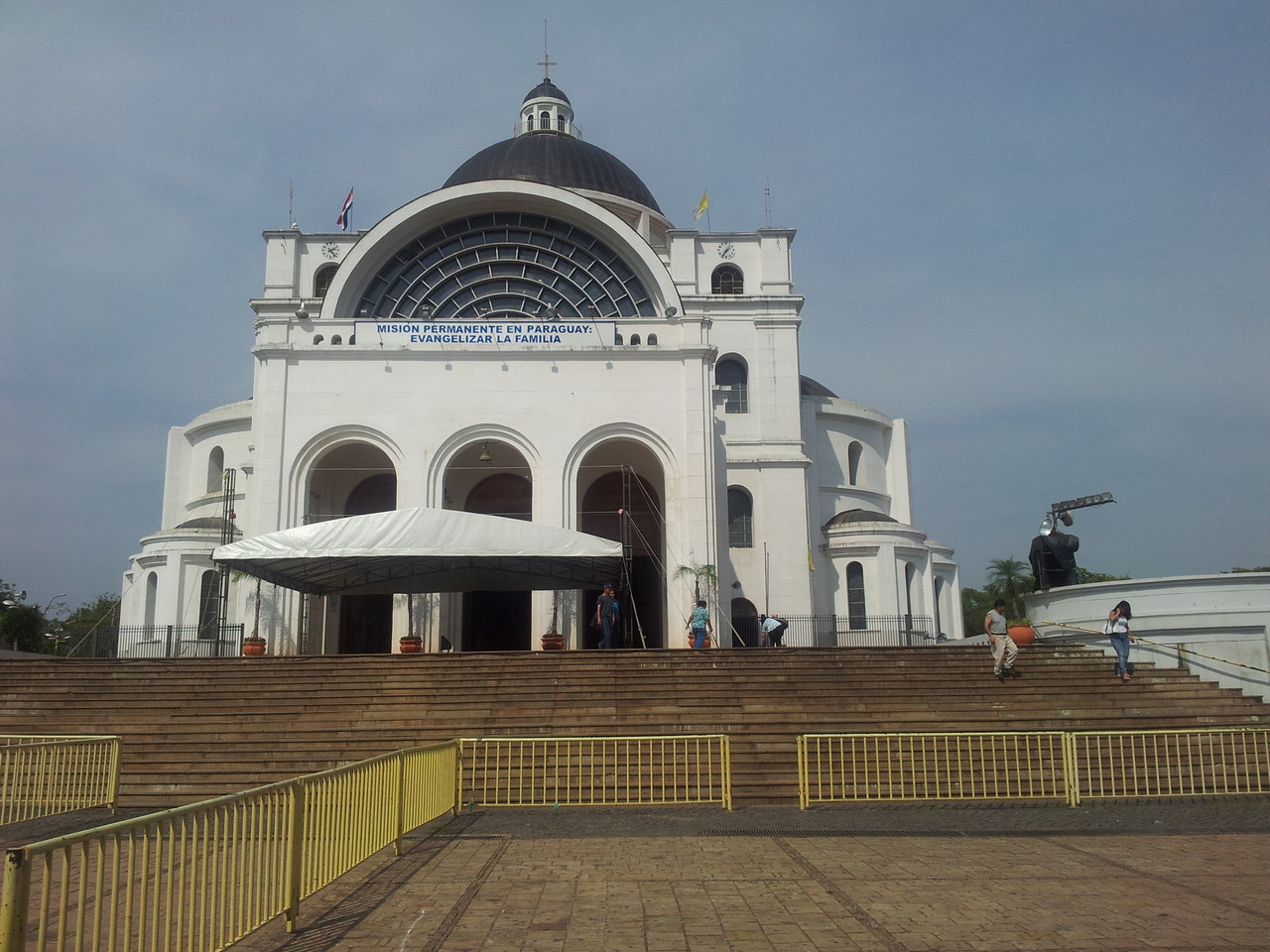 Kathedrale von Caacupé - eine der wichtigsten in Südamerika!